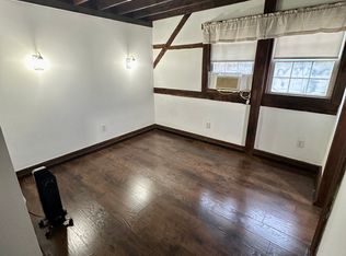 3622 Chain Bridge Rd, Fairfax, VA 22030