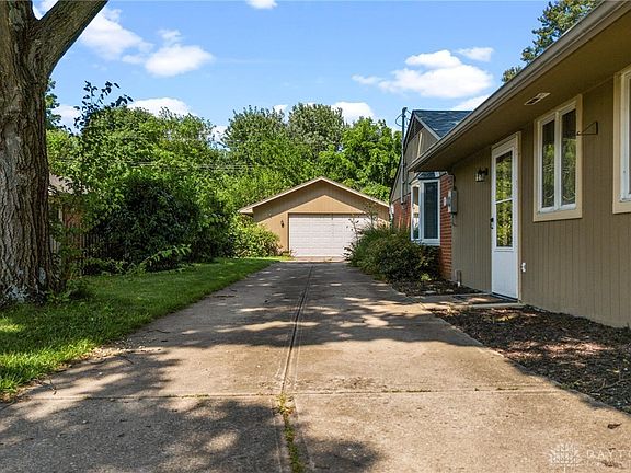 4th image of 4763 Ridgebury Dr