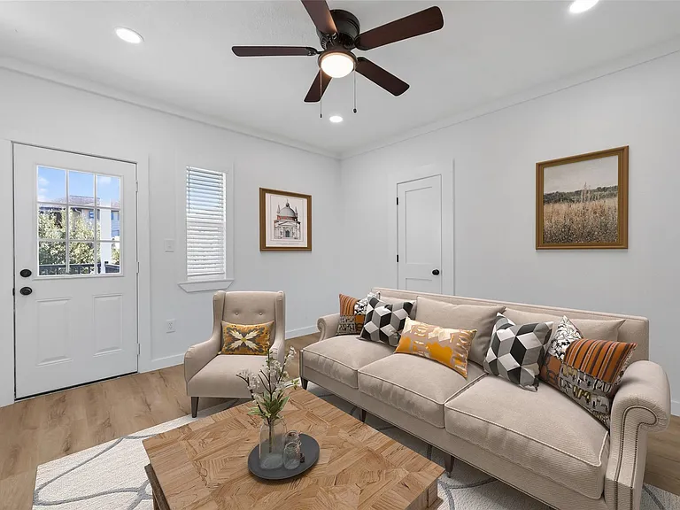 2202 Hutchins St #D — Photo 21