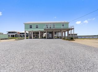 4040 Baffin St, Bay Saint Louis, MS 39520
