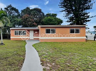 735 NW 184th Dr, Miami Gardens, FL 33169