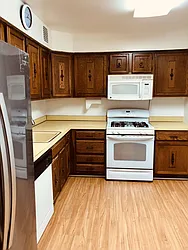 Rented by Walker Whiteside Pettibone, LREB