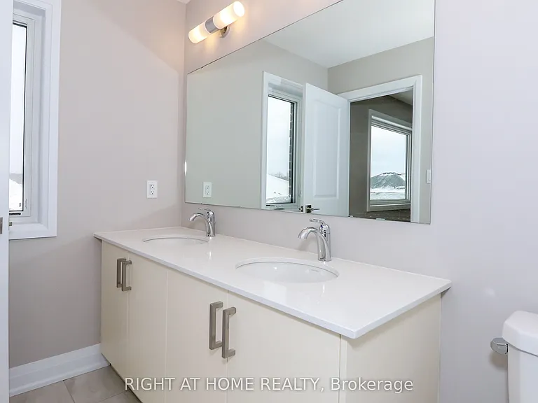 18 Periwinkle Rd — Photo 32