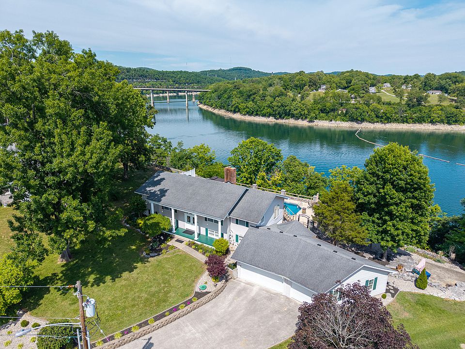 1st image of 30 Highview Cir