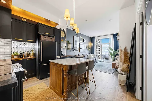 28 Linden St #2203 Photo 1