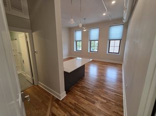 122 Main St, Cedar Falls, IA 50613