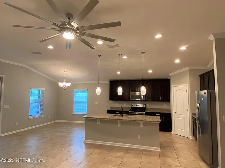 1892 High Prairie Ln — Photo 9