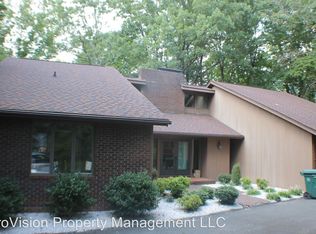657 Cross Creek Dr, Mount Airy, NC 27030