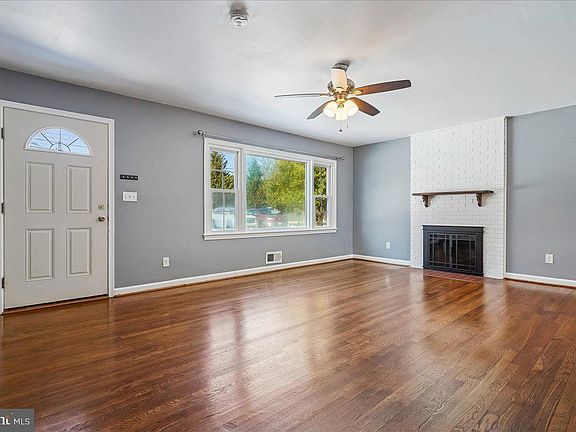 5th image of 7039 Calamo St