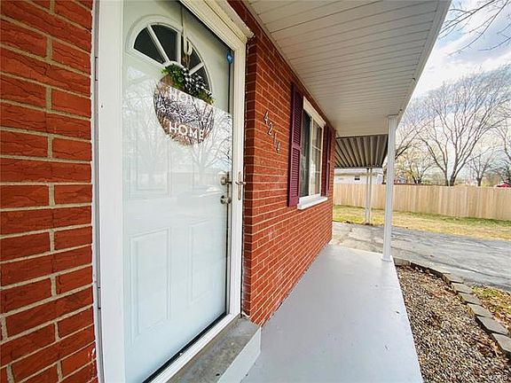 3rd image of 4214 Marigold Dr