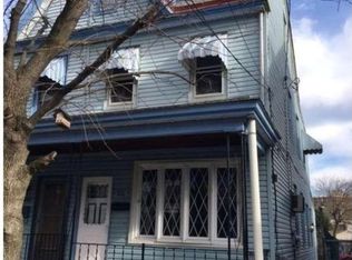 561 Swain St, Bristol, PA
