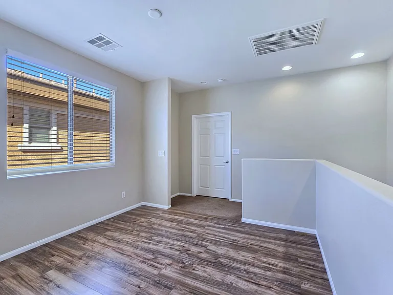 5389 Hollymead Dr — Photo 29
