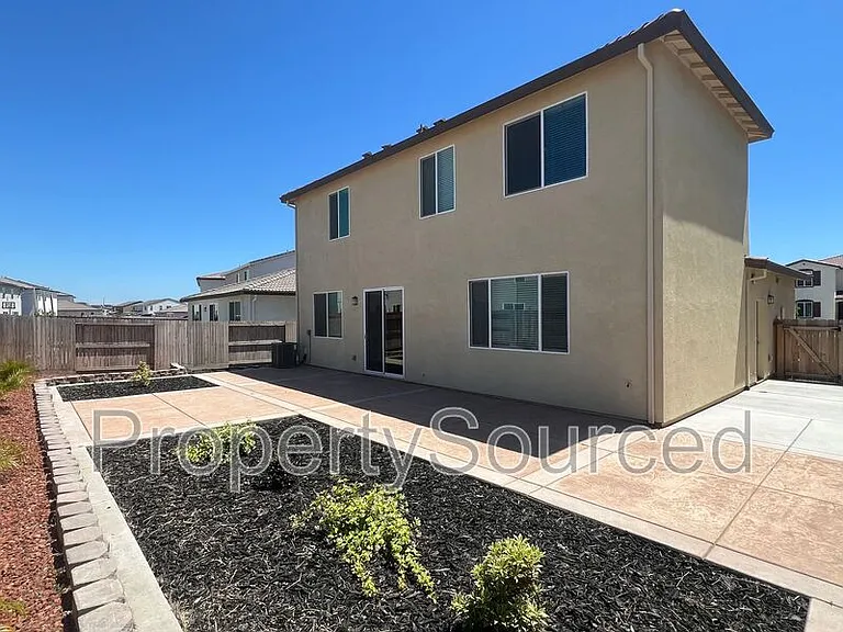 2957 Mokelumne Ct — Photo 35