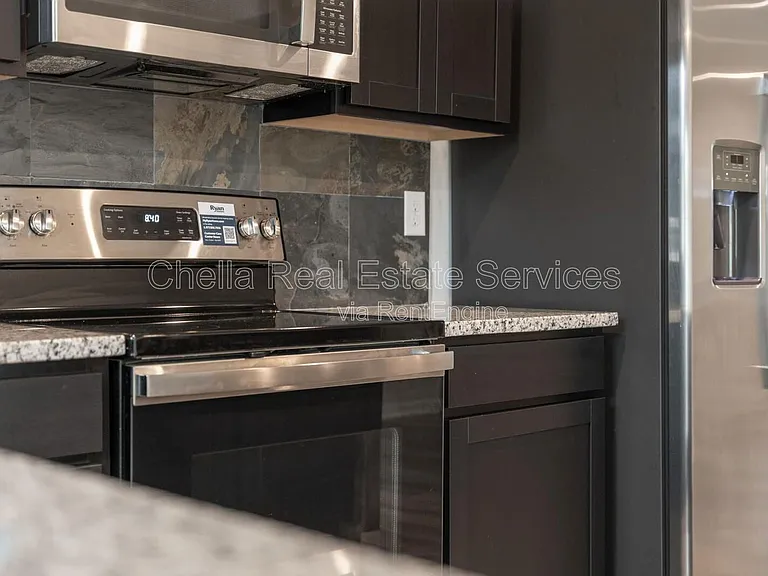 2935 Winterberry Dr — Photo 7