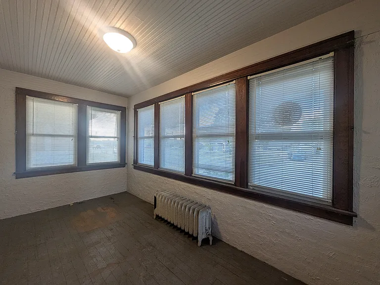 1713 W Church St — Photo 10