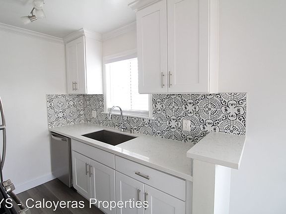5th image of 3982 Inglewood Blvd #5