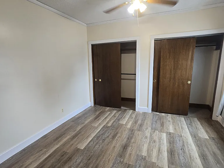 906 N Monroe St #3 — Photo 5