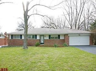 825 Mary Meadows Ln, Saint Louis, MO