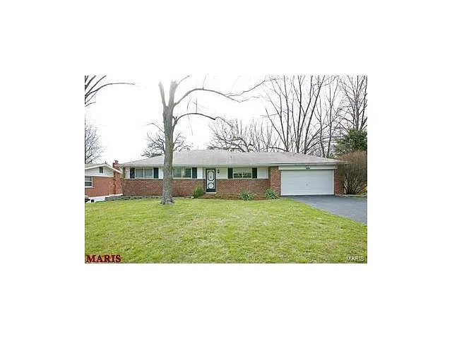 825 Mary Meadows Ln photo 1