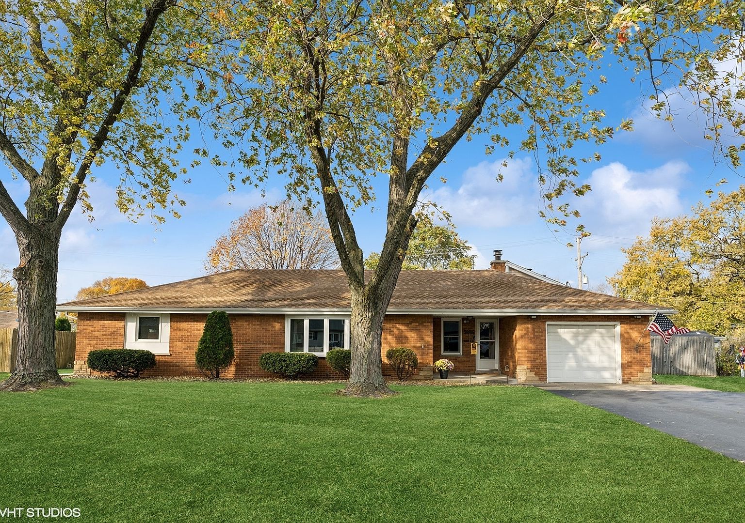 8024 S 84th Ave, Justice, IL 60458 | Zillow