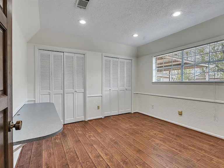 8 Shadowood St — Photo 25