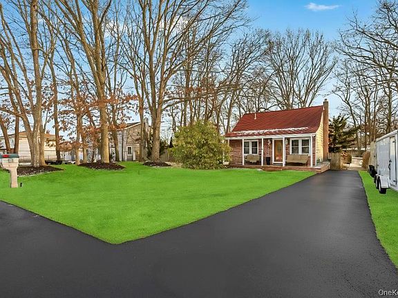 2nd image of 260 Springdale Drive