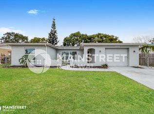 8040 Durham Dr, Port Richey, FL 34668