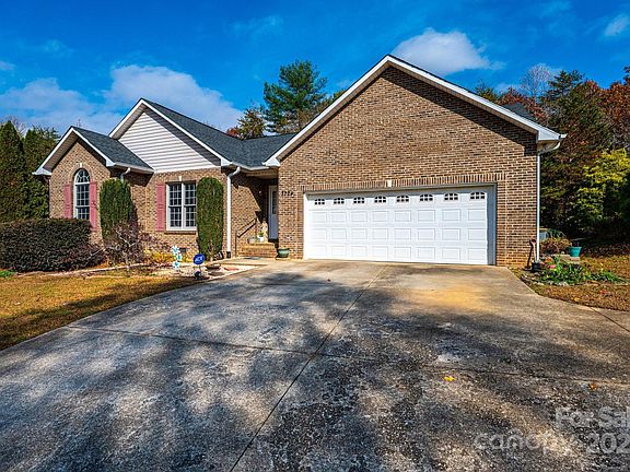 2nd image of 3724 26th Street Dr NE