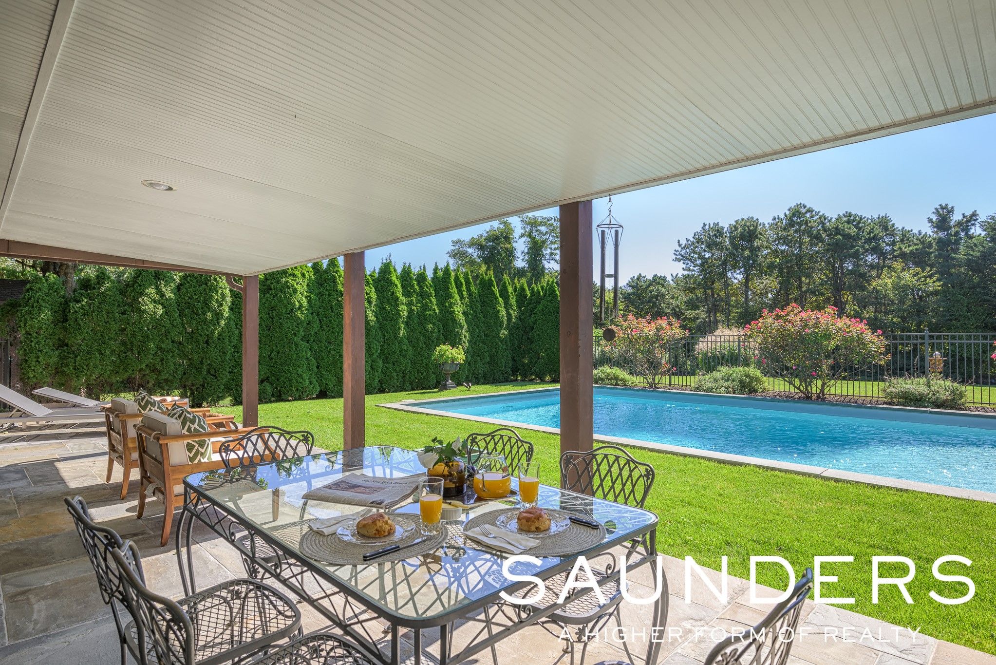 4 Blackwatch Ct, Southampton, NY 11968 Out East