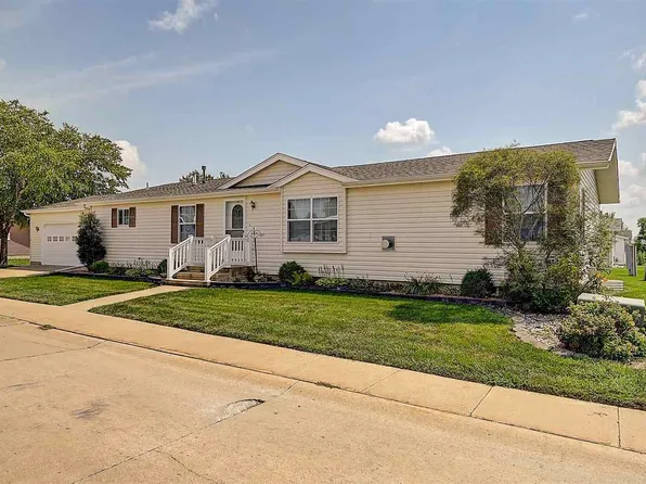 268 Paddock Cir, Iowa City, IA 52240
