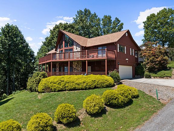 4th image of 567 Mountain Top Rd