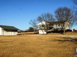 4520 NW Leedy Rd, Topeka, KS 66618