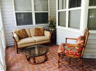 436 Avenida De Mayo, Sarasota, FL 34242