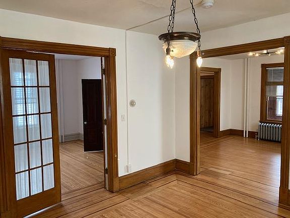 3rd image of 1677 Dayton Ave #1
