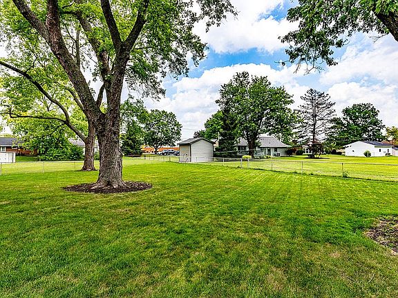 2nd image of 1562 Fawnvista Ln