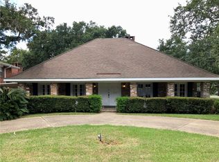 2407 Danbury Dr, New Orleans, LA 70131