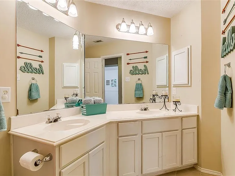 3504 Castlewood Ct — Photo 11