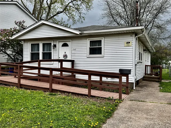 1545 Fairmount Pkwy, Erie, PA 16510