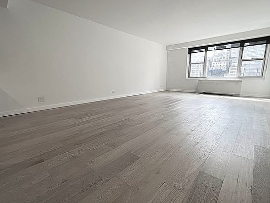 1st image of 224 E 60th St APT 10H