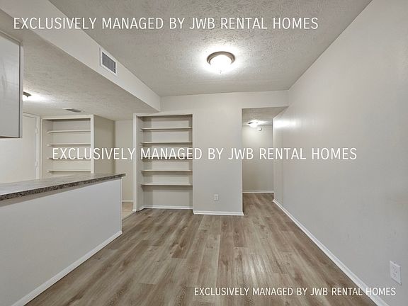 5th image of 7201 Arlington Expy APT 55