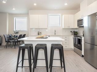 6822 NE Grand Ave #B, Portland, OR 97211