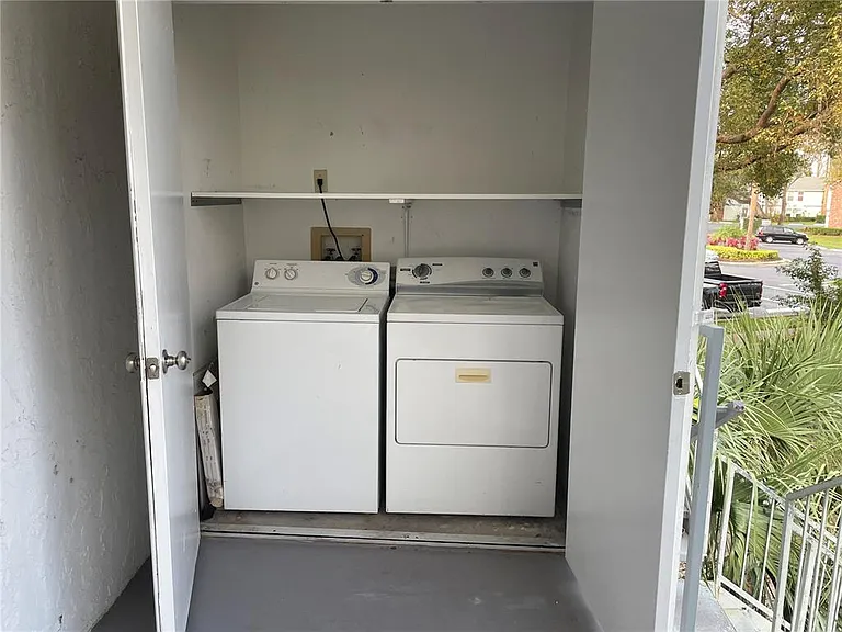 208 Northlake Dr #208 — Photo 4
