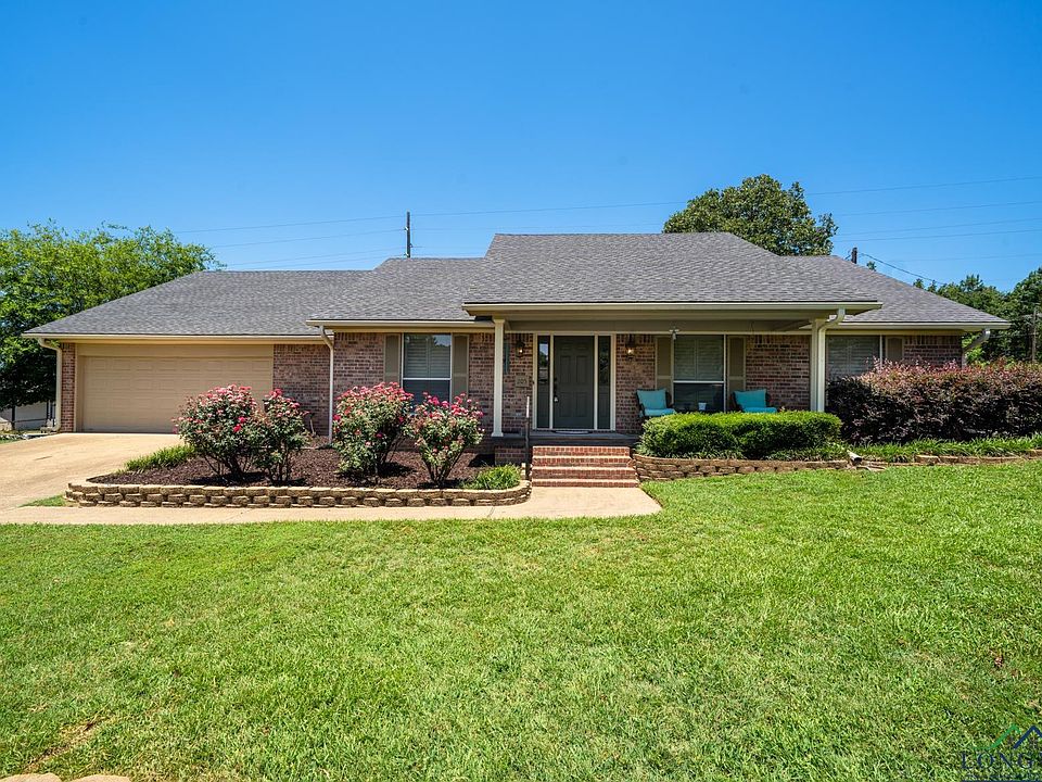 1st image of 205 Chuckar Dr