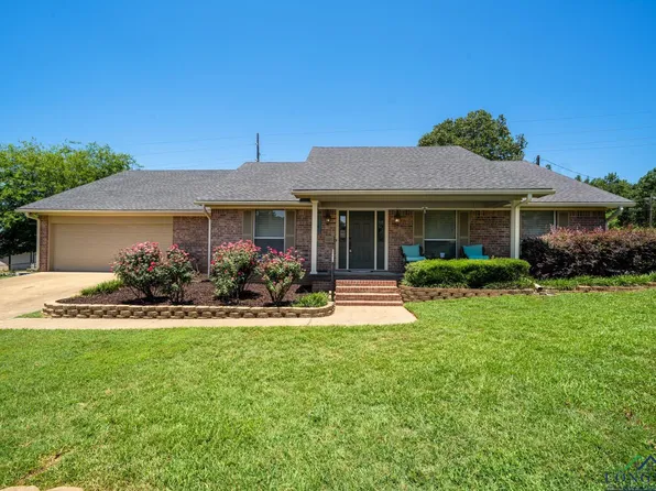 205 Chuckar Dr, Gilmer, TX 75645