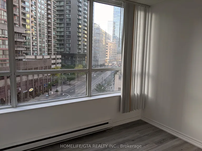 717 Bay St #707 — Photo 13