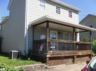 629 2nd Ave, Beaver Falls, PA 15010