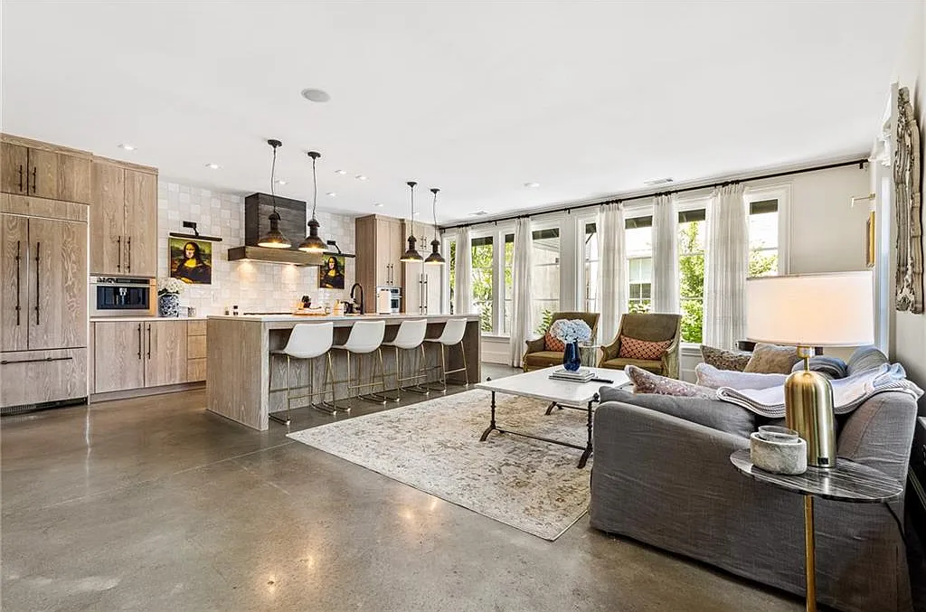 2 bed, 1.0 bath, 1450 sqft, $3,000 — Photo 3