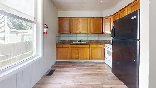 Floor plan 104 8th St NE
