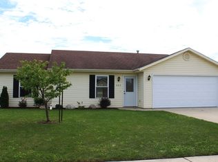 604 W Liberty St, Butler, IN 46721