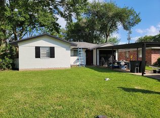229 W Saunders St, League City, TX 77573